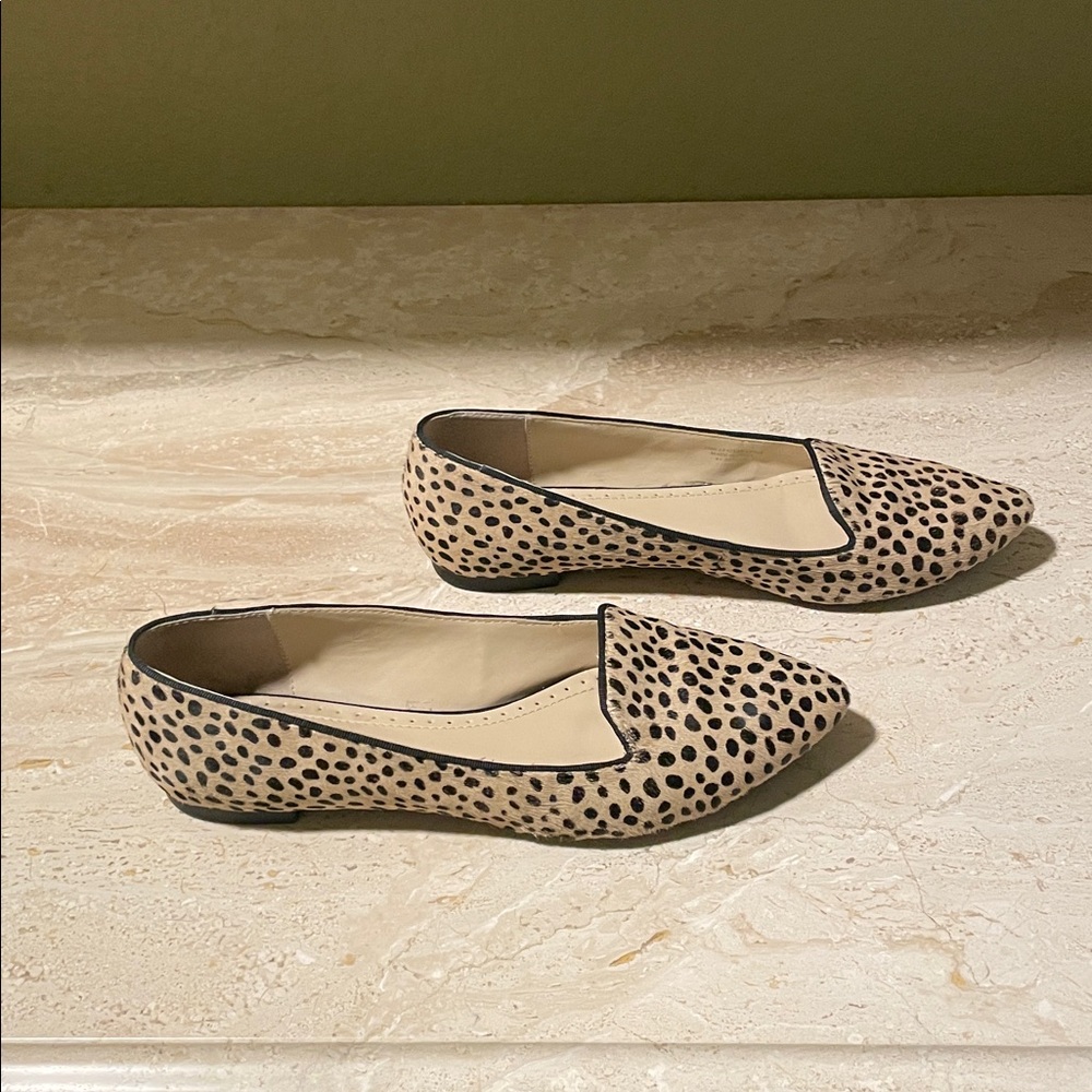 Adrienne Vittadini Leopard Print Cow
Hair Leather Women’s Flats - Picture 2 of 7